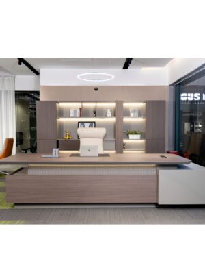 MILTON Executive Table